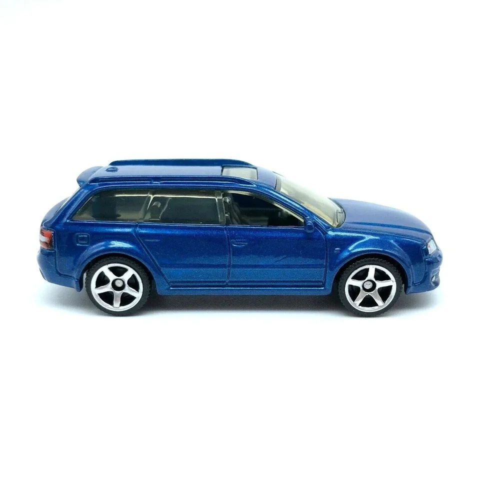 Matchbox 2004 '04 Audi RS 6 Avant Car Wagon Blue Die Cast‎ 1/64 Scale Road Trip